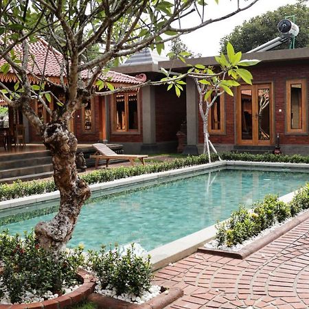 Rumah Dharma Boutique Villa Magelang Exteriör bild